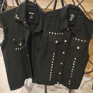 Hot Topic Vests